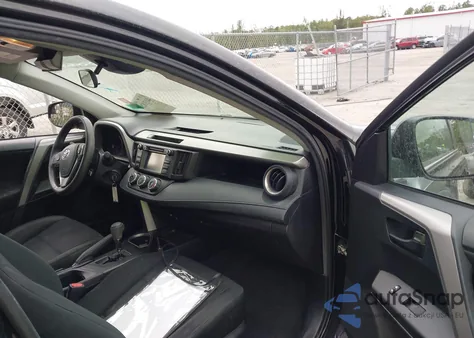 2018 Toyota Rav4 Le z USA, uszkodzony, nr VIN 2T3BFREV6JW715569